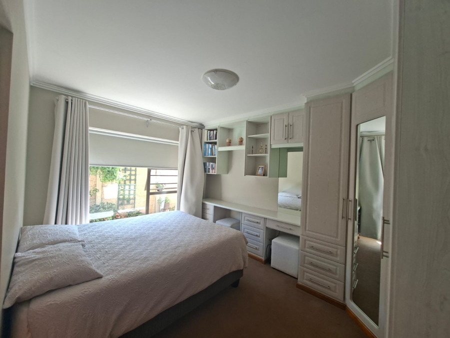 6 Bedroom Property for Sale in Da Nova Western Cape